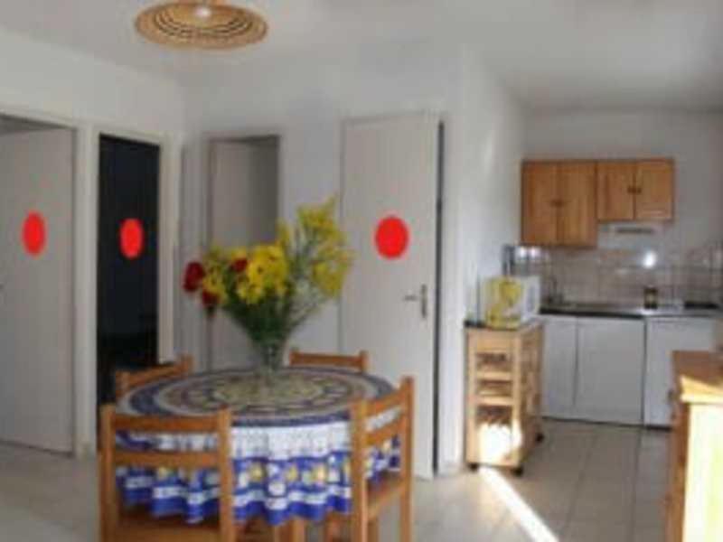 Camping Les Lacs De Courtes Hotel Estang Luaran gambar